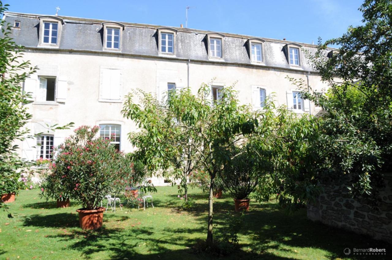 Le Couvent En Bazois Bed & Breakfast Chatillon-en-Bazois Bagian luar foto